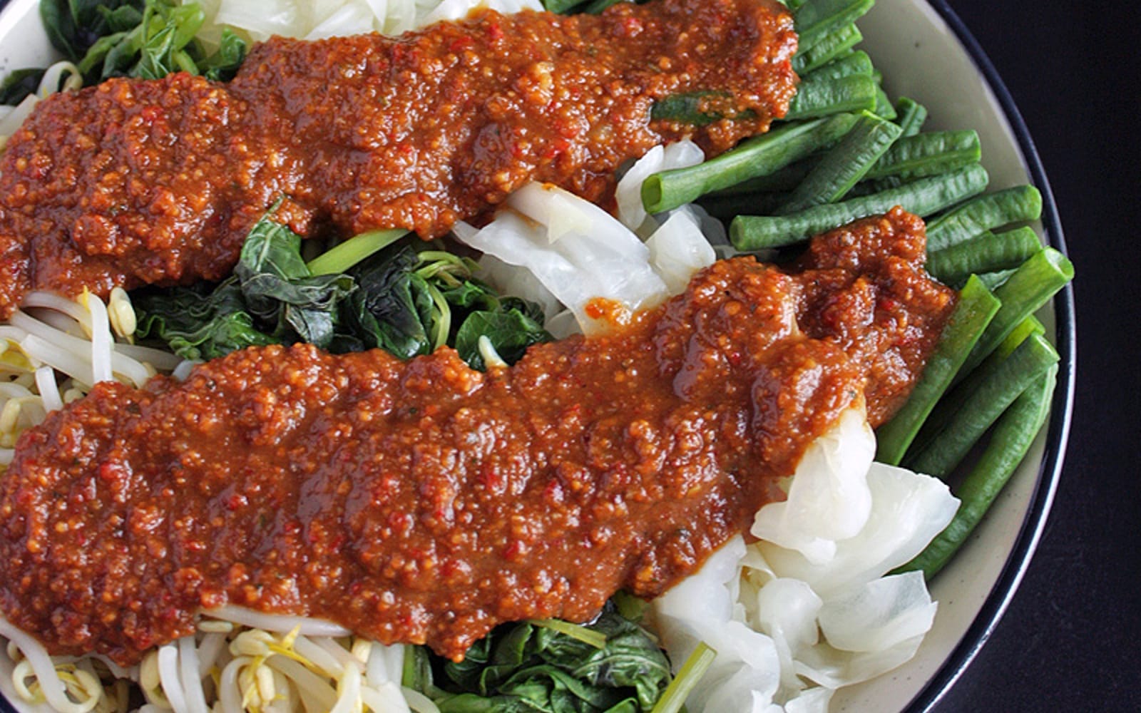 Pecel: Indonesian Vegetables in Peanut Sauce