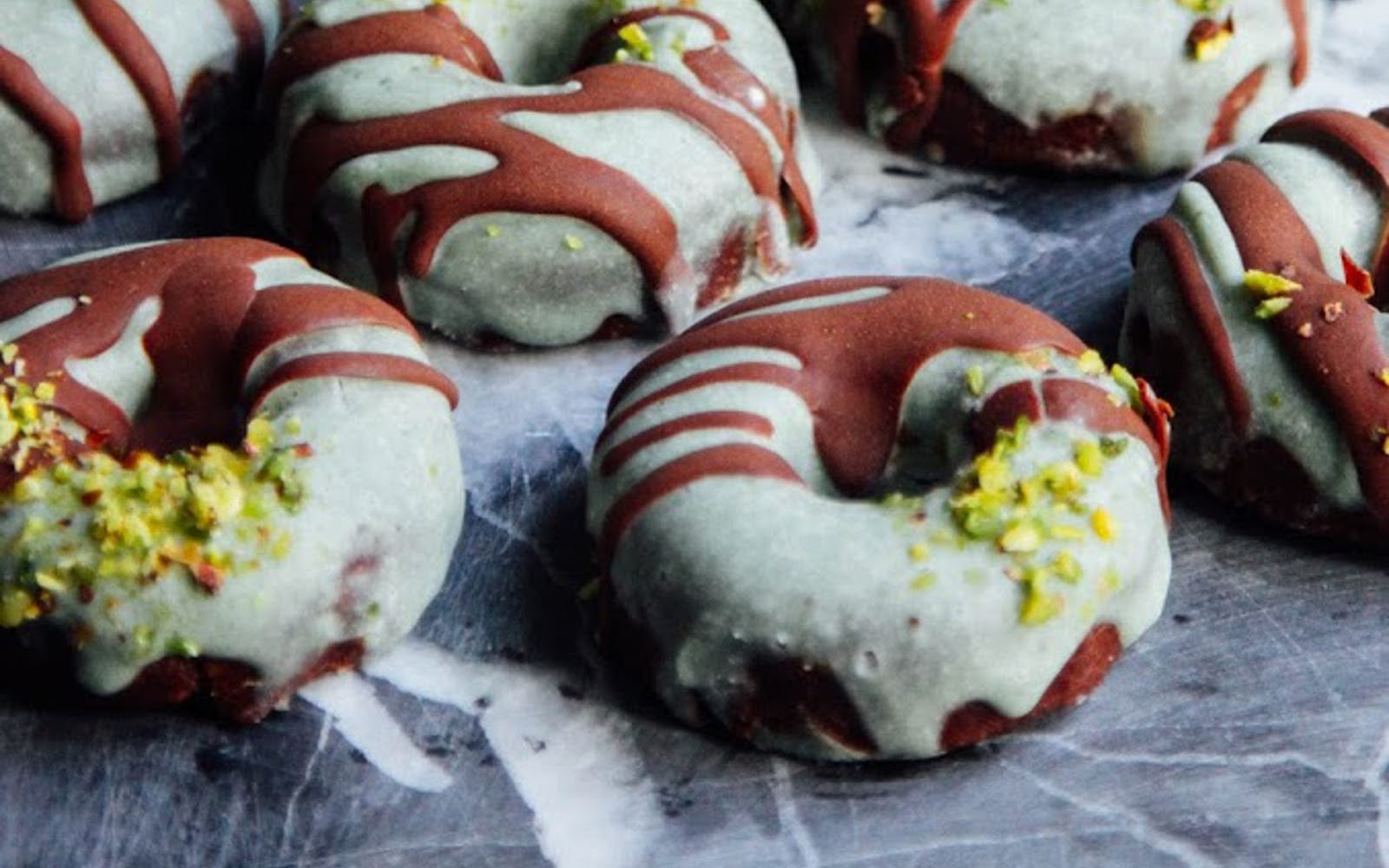 Raw Chocolate Mint Coconut Doughnuts b