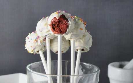 White Chocolate Red Velvet Cake Pops