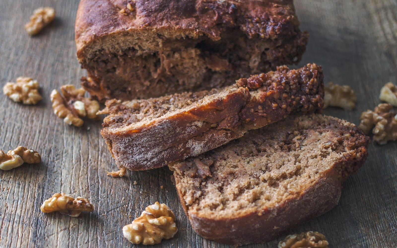 Cozonac: Romanian Walnut and Cacao Christmas Loaf