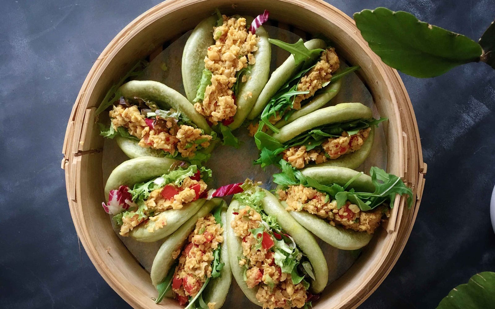 Green Bao With Spiced Chickpea Filling b