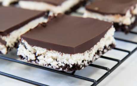 no-bake-chocolate-coconut-brownies