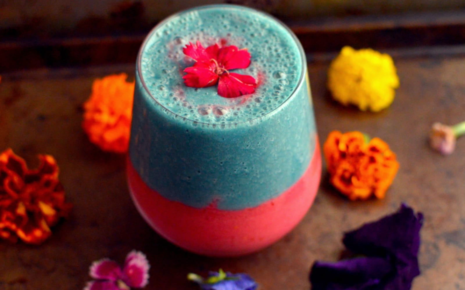 Raspberry and Blue Spirulina Smoothie
