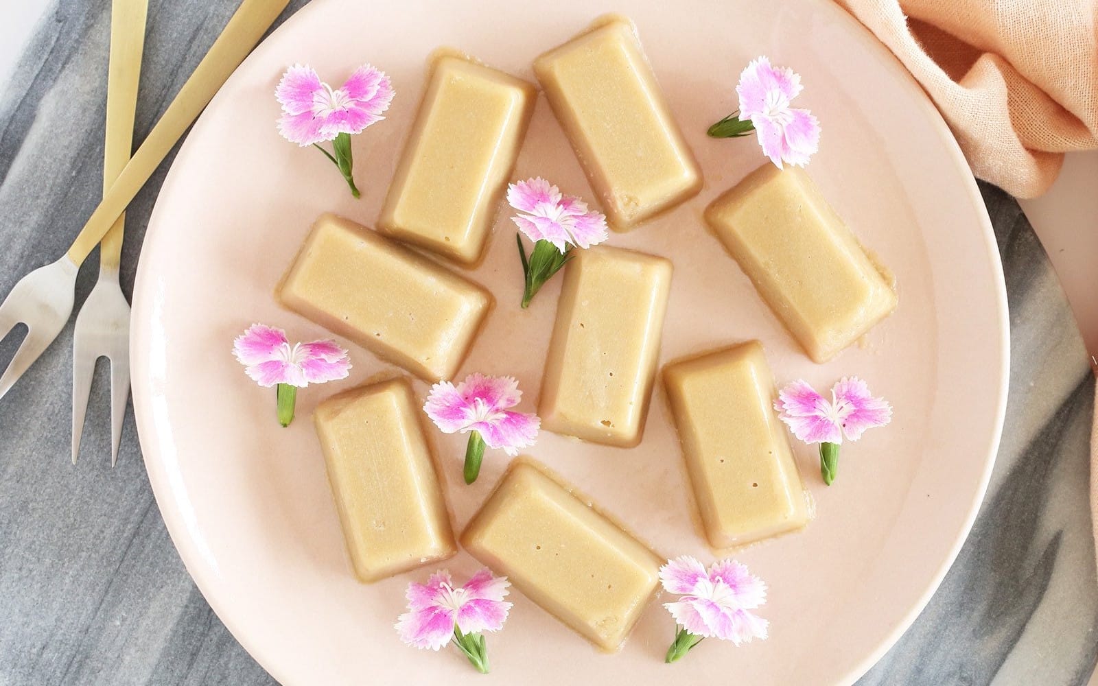 russian-tahini-fudge