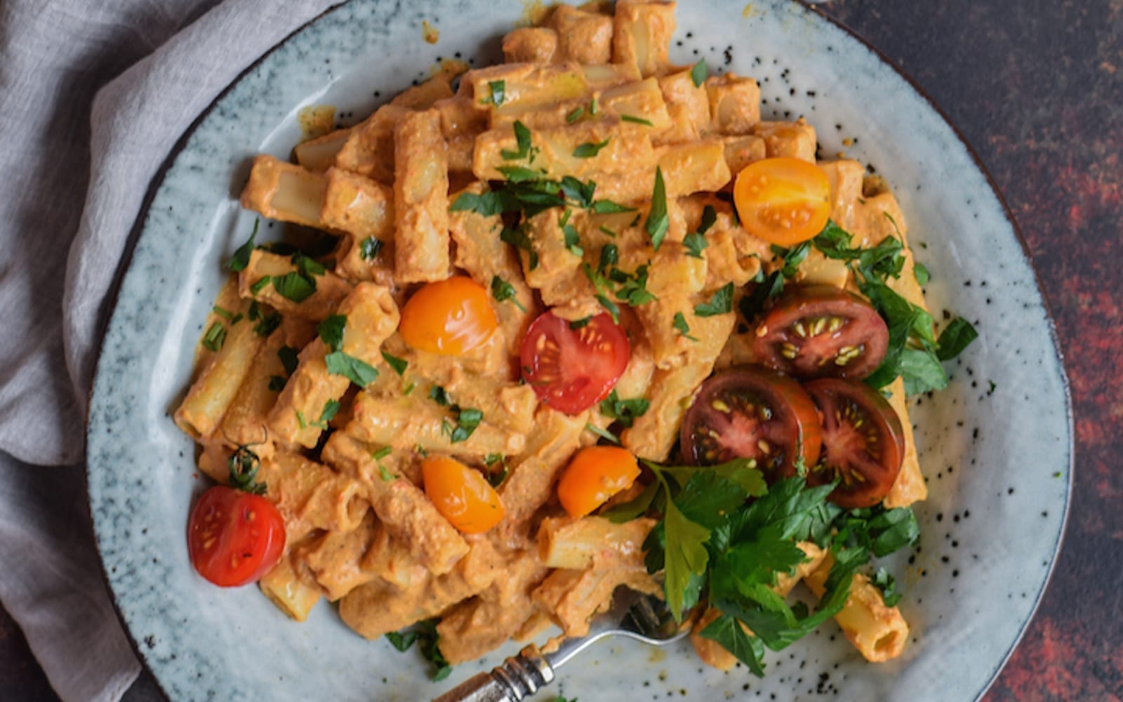 Creamy Roasted Red Pepper and Mushroom Sauce