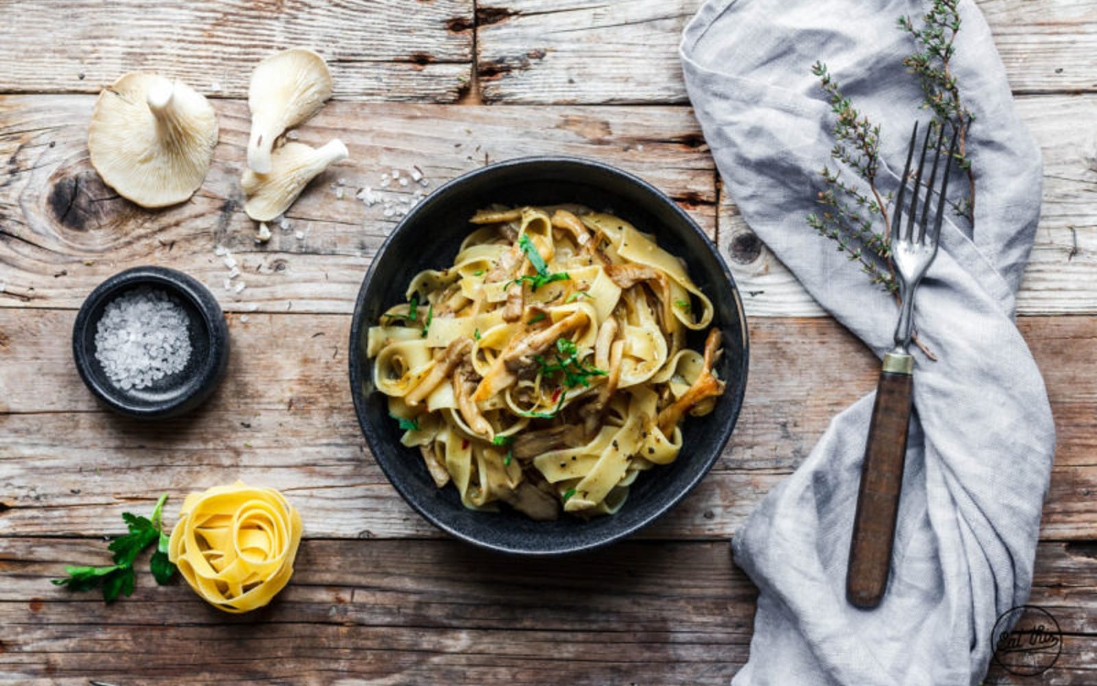 Fettuccine With Oyster Mushrooms and Thyme