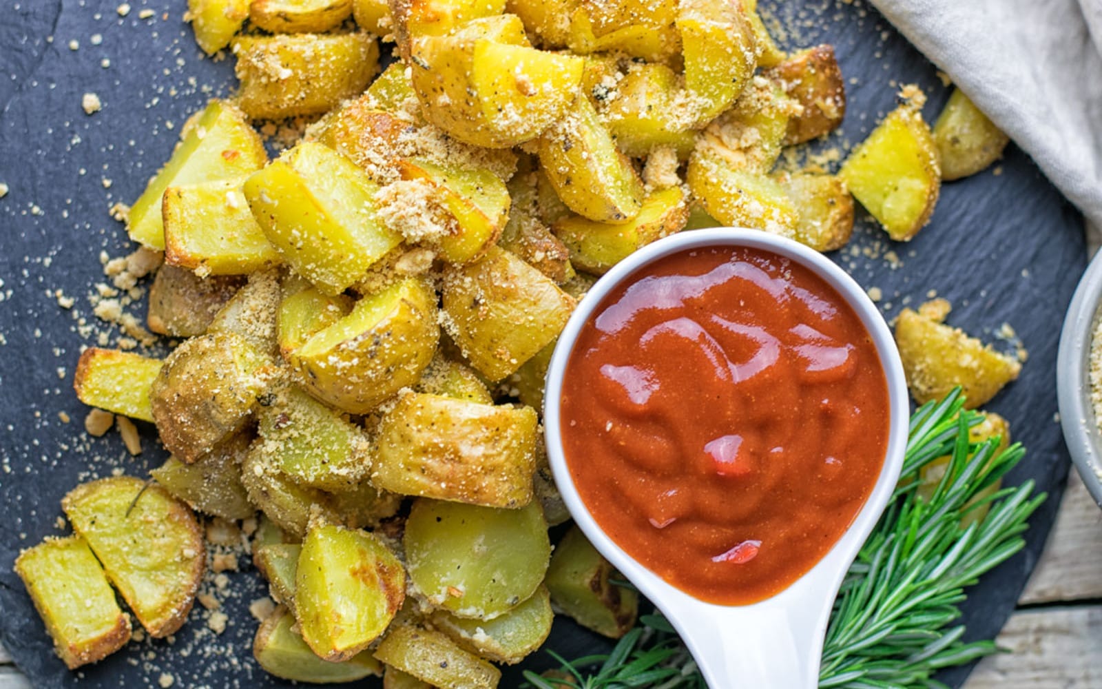 Garlic Parmesan Potatoes