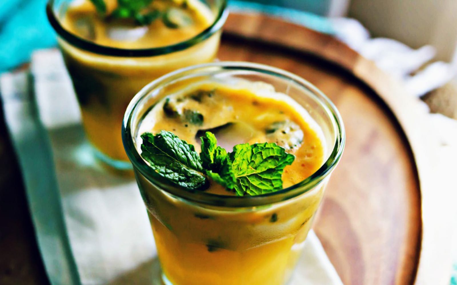 Bubbly Satsuma and Mint Mocktail