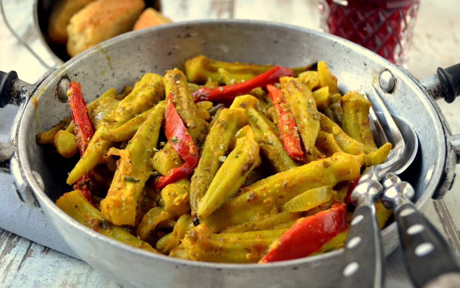 Spicy Greek Baked Okra