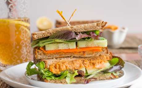 Spicy Roasted Chickpea Sandwich