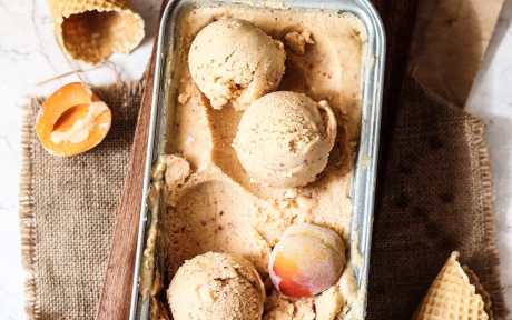 peach vanilla no-churn icecream