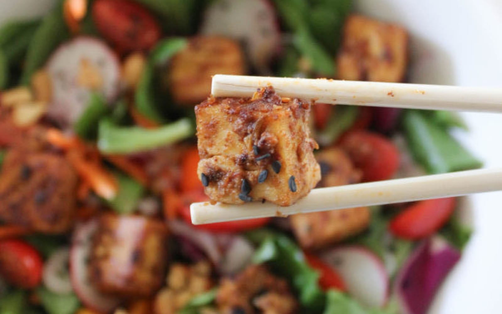 Easy Spicy Peanut Tofu Bites 