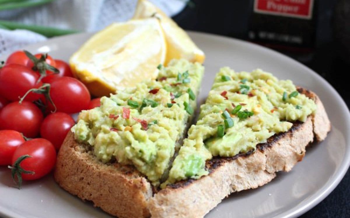 Combat High Cholesterol With These 5 Plant-Based Swaps