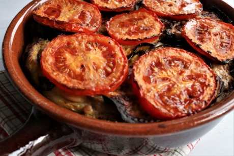 vegan-moussaka-ready3