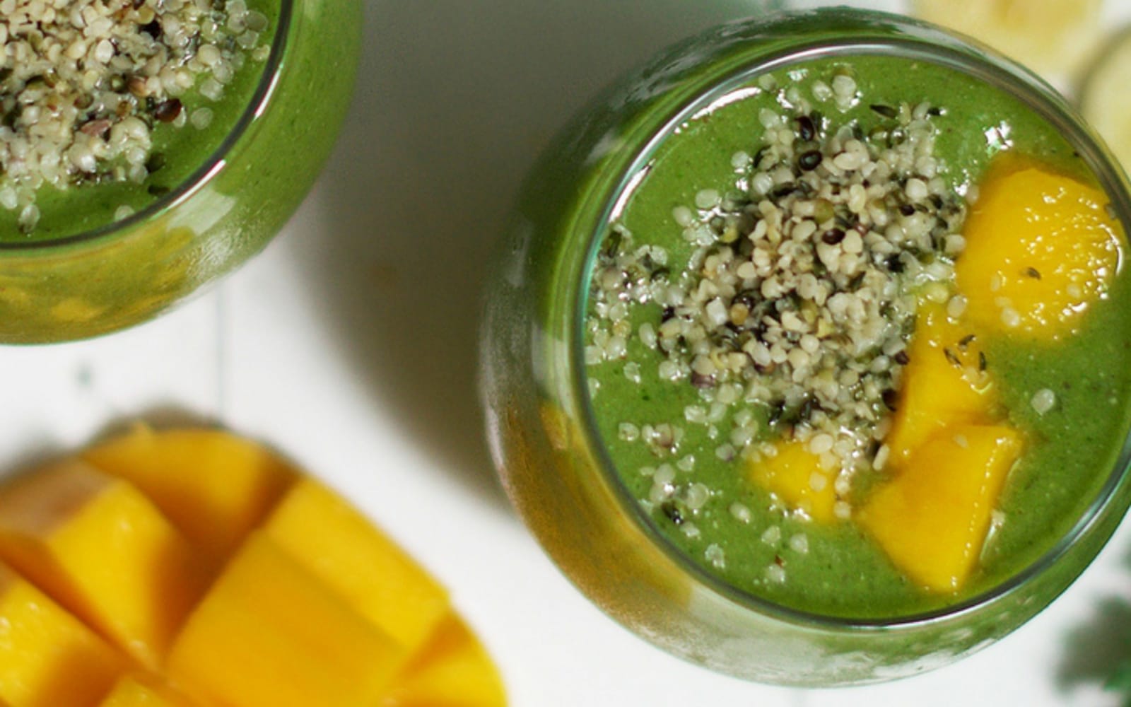 Vegan Protein Rich Green Smoothie with mango and hemp seeds