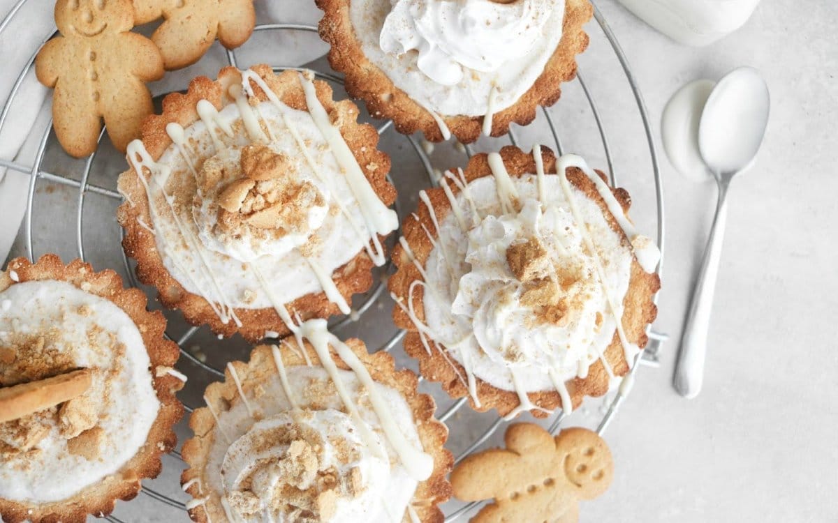 Vegan Gingerbread Tartlets