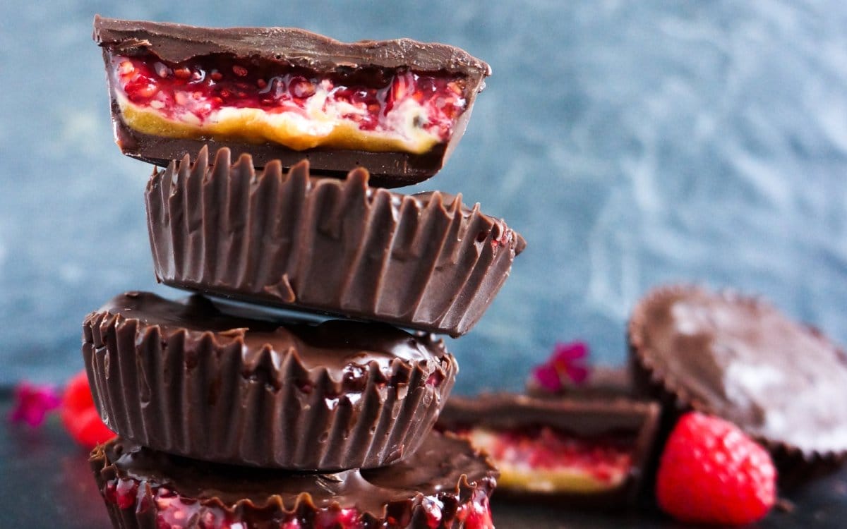 Vegan Dark Chocolate Peanut Butter and Raspberry Chia Jam Cups