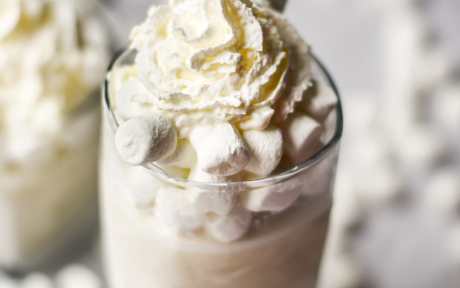Vegan Easy Vanilla Marshmallow Shakes with whipped cream