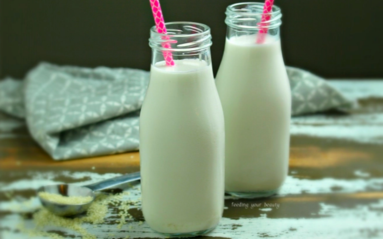 Vegan Sesame Seed Milk