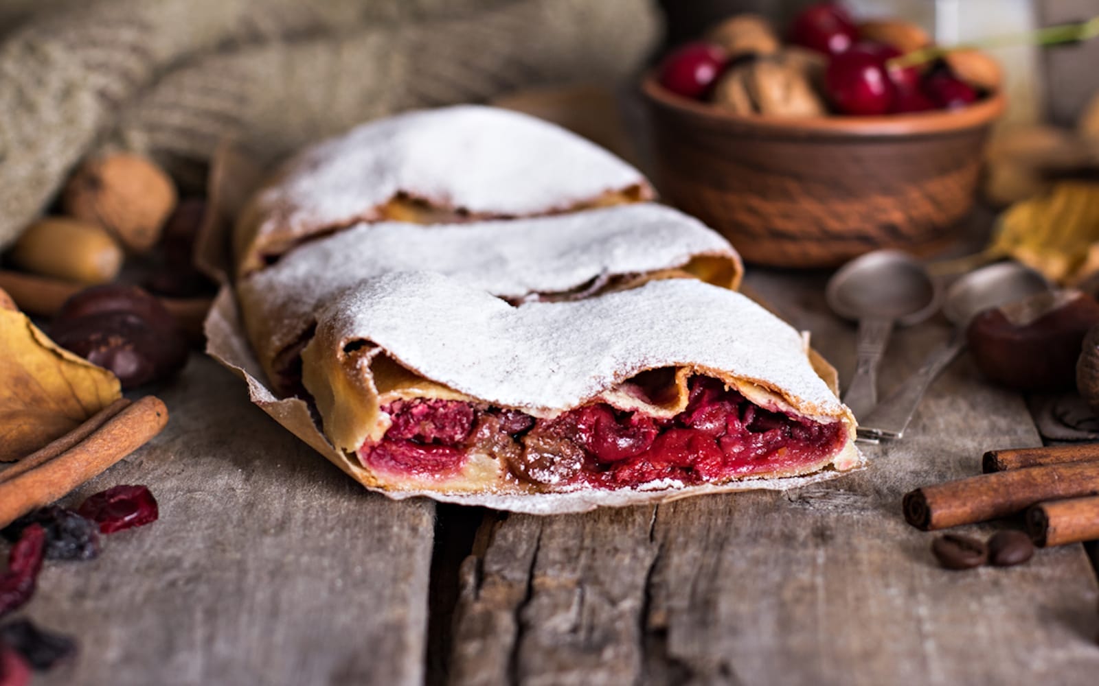 what is a strudel