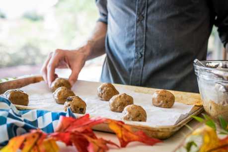 Pumpkin Chocolate Chip Cookies [Vegan]