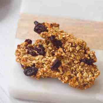 3-Ingredient Raisin Oat Cookies [Vegan]