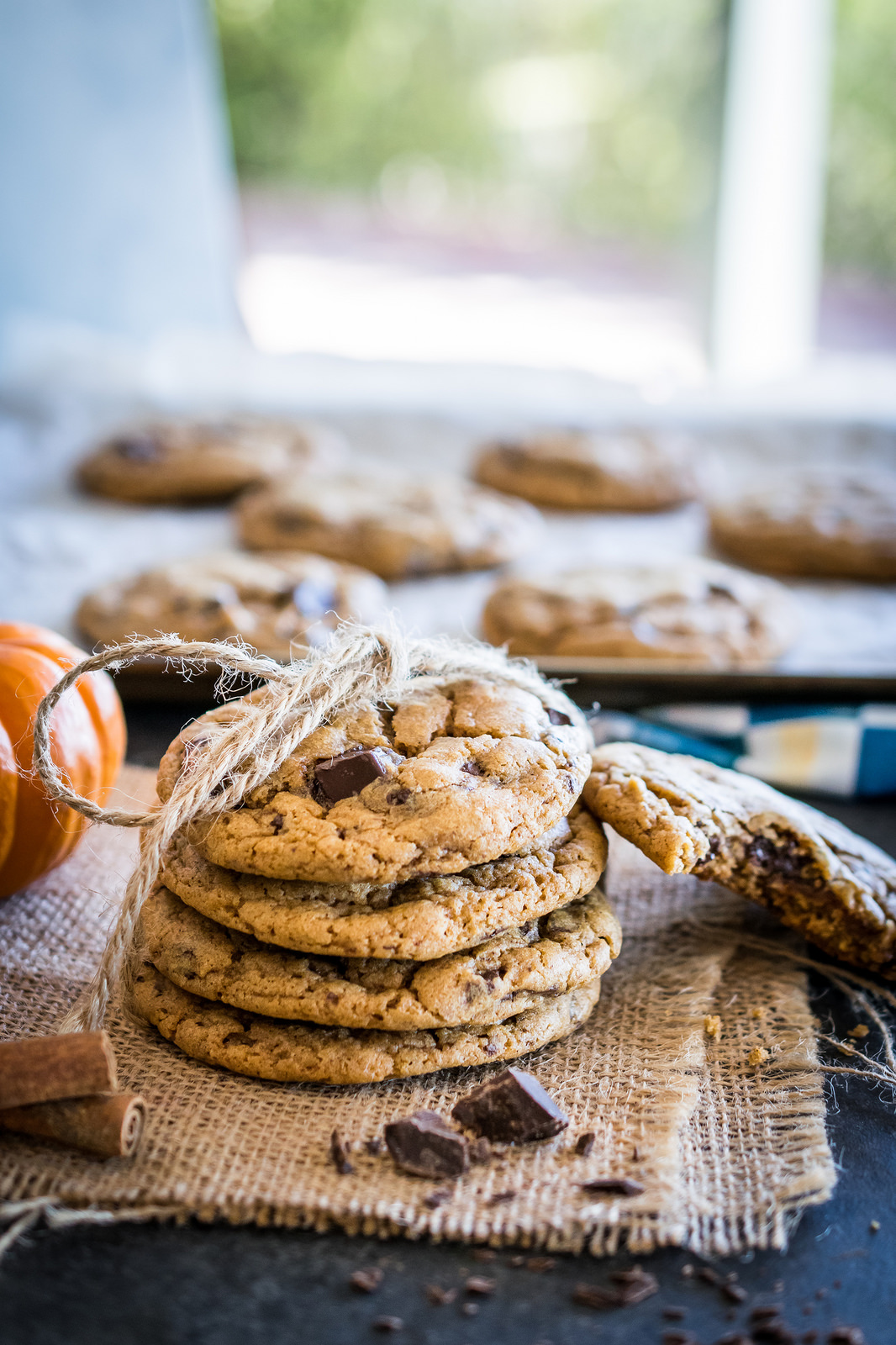 Vegan Pumpkin Chocolate Chip Cookies