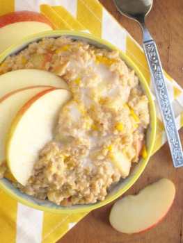 cheddar-apple-pie-oatmeal-3-1