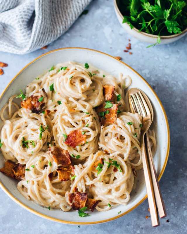 Vegan Spaghetti Carbonara 