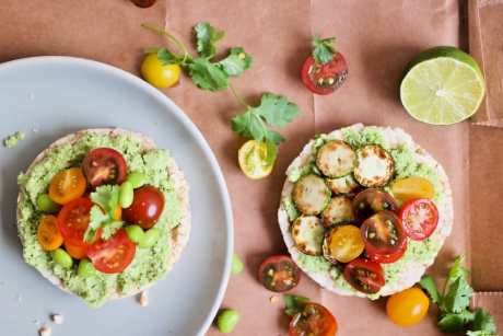 Vegan edamame guacamole