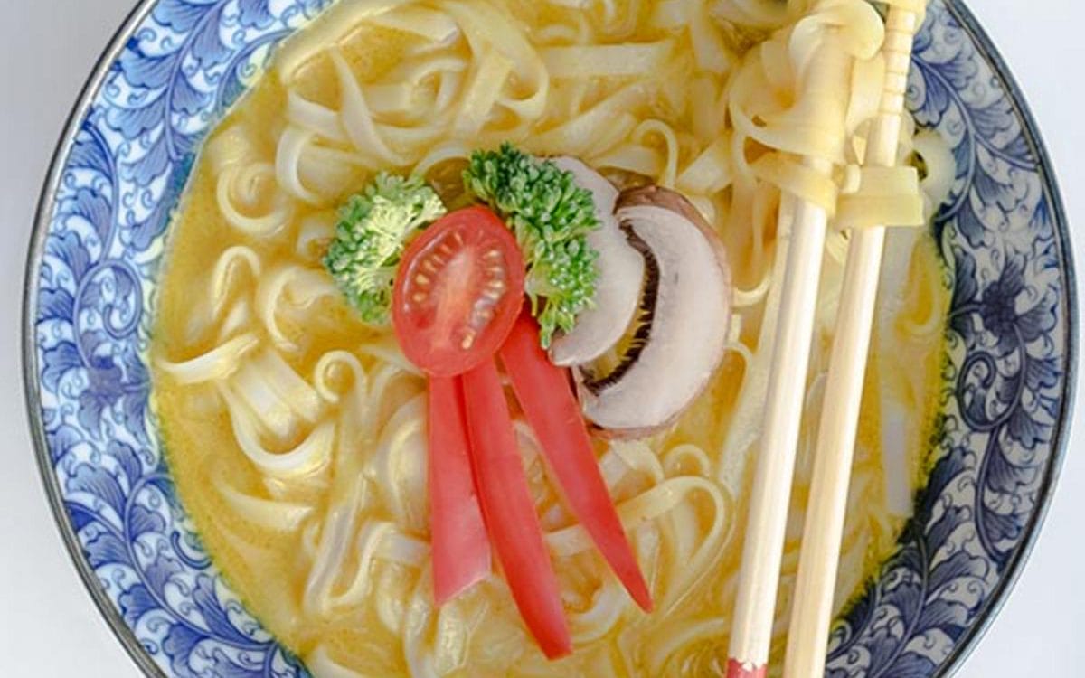 Easy Coconut Curry Vegan Ramen