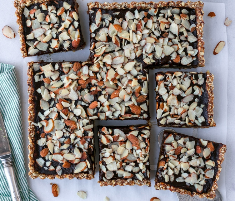 Prune marzipan tart