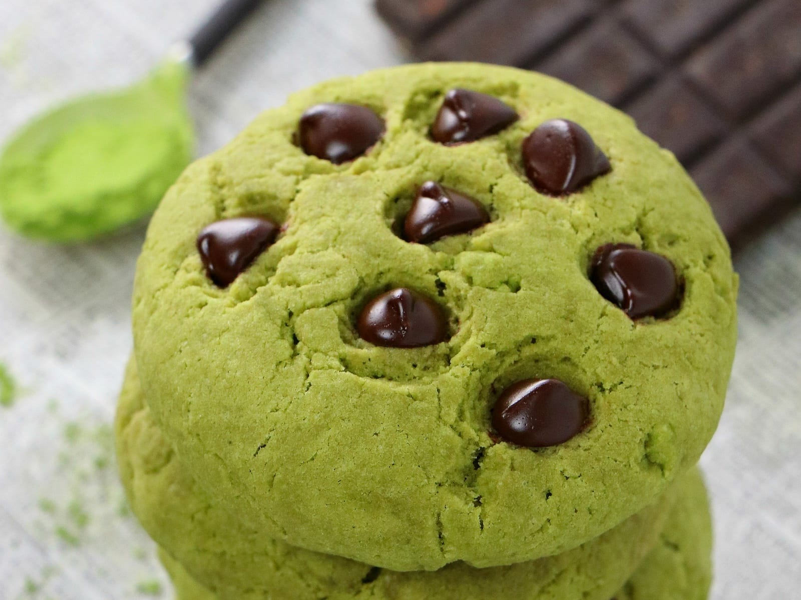 Soft Baked Matcha Chocolate Chip Cookies