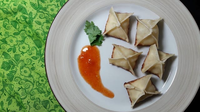 Tofu Rangoon with Spicy Apricot Lime Dipping Sauce