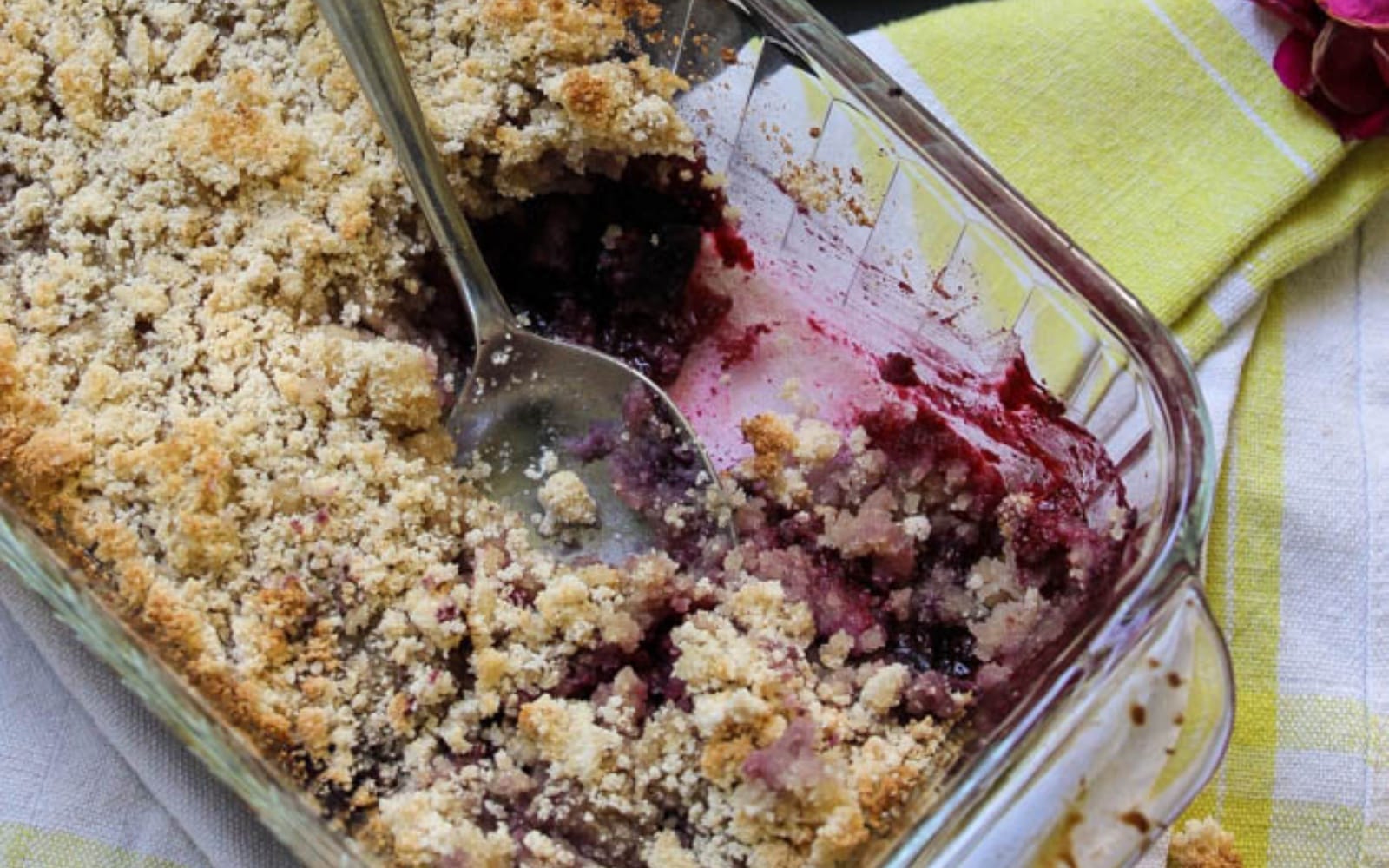MIXED berry crisp