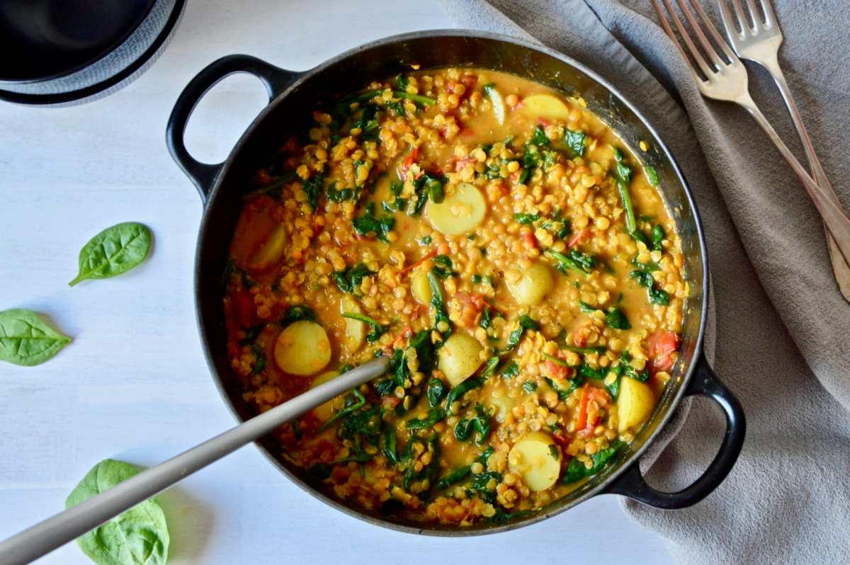 One-Pot Potato, Spinach, and Lentil Dal