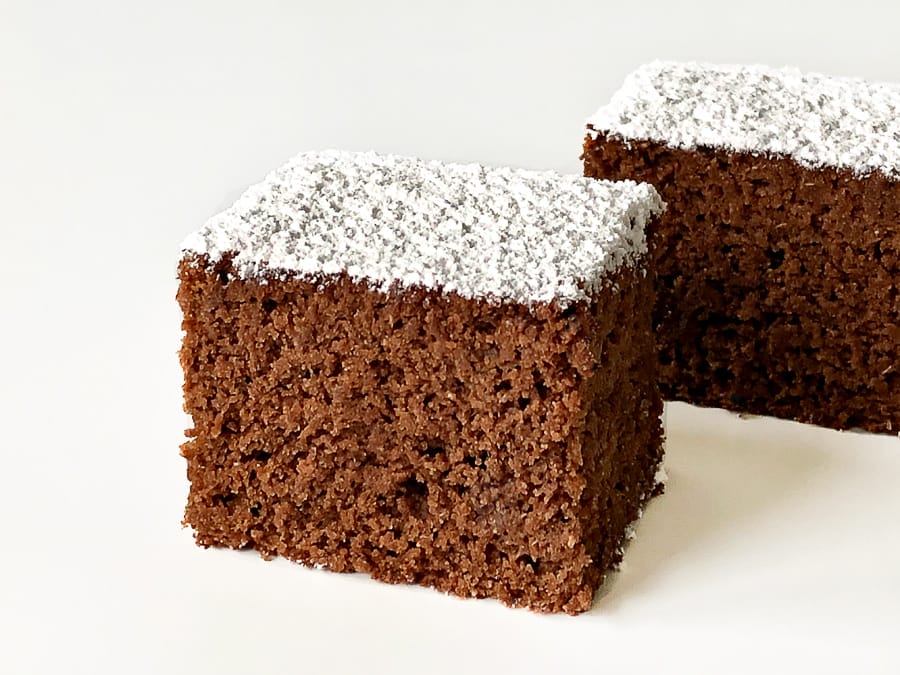 Vegan Lebkuchen: Gingerbread Cake