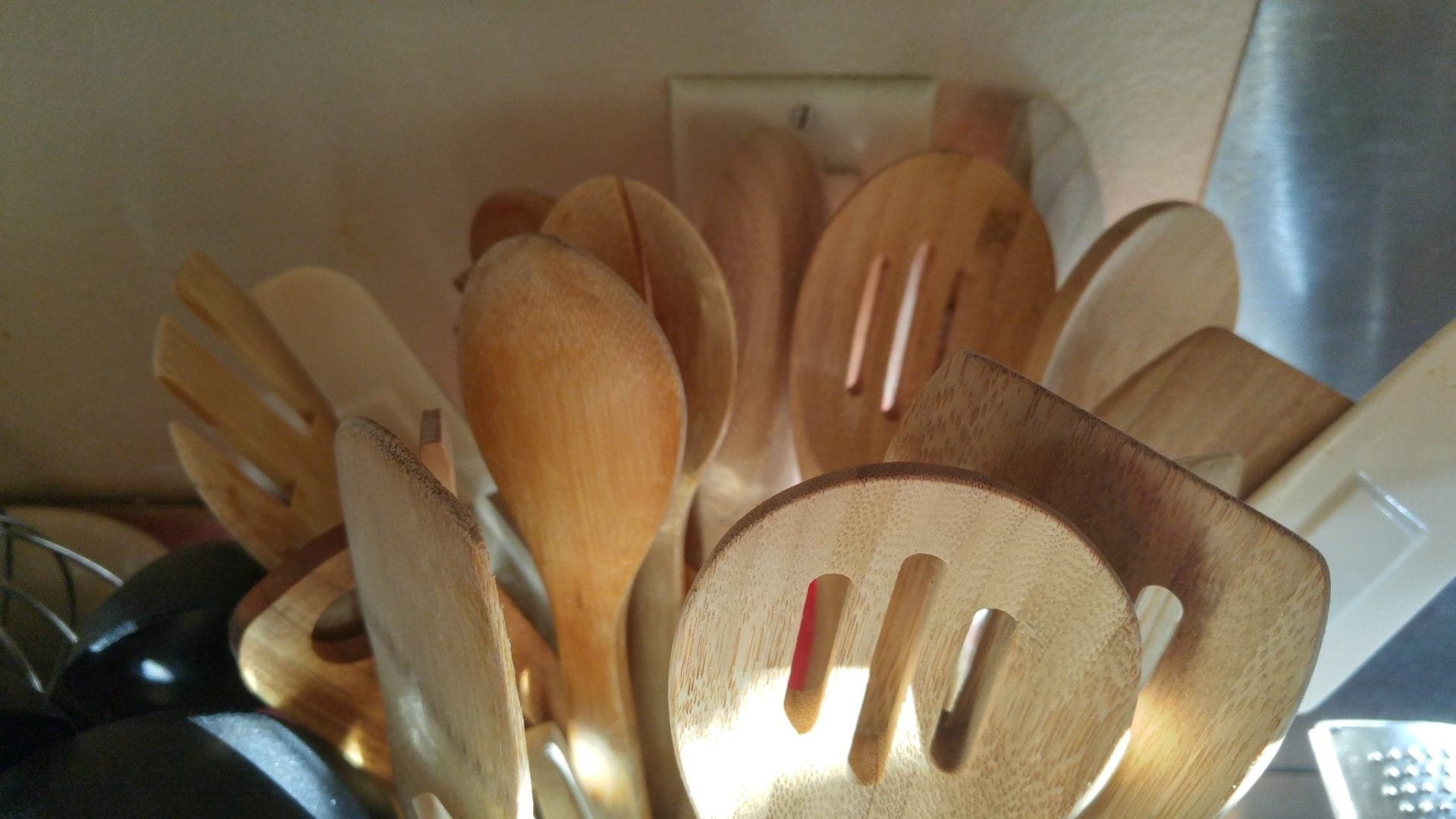 wooden utensils