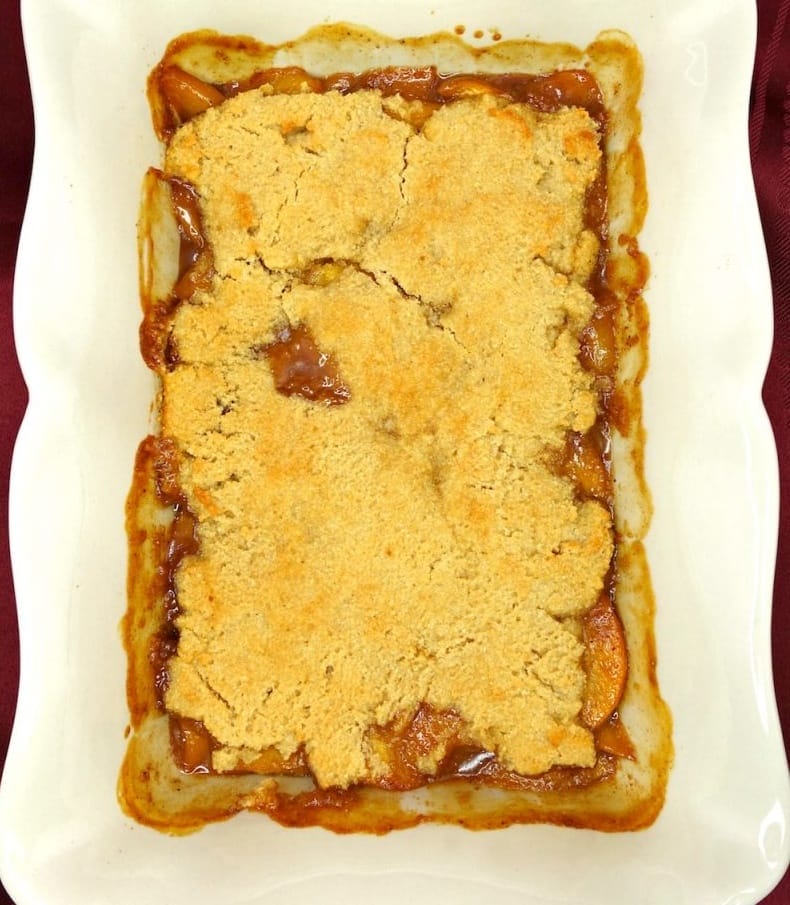 Paleo and Vegan Peach Cobbler