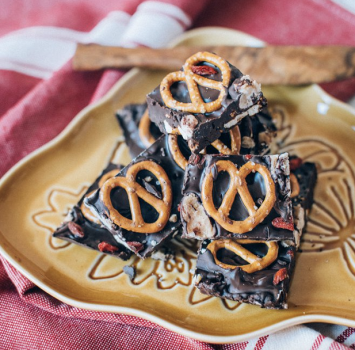 Caramel Pretzel Chocolate Bark
