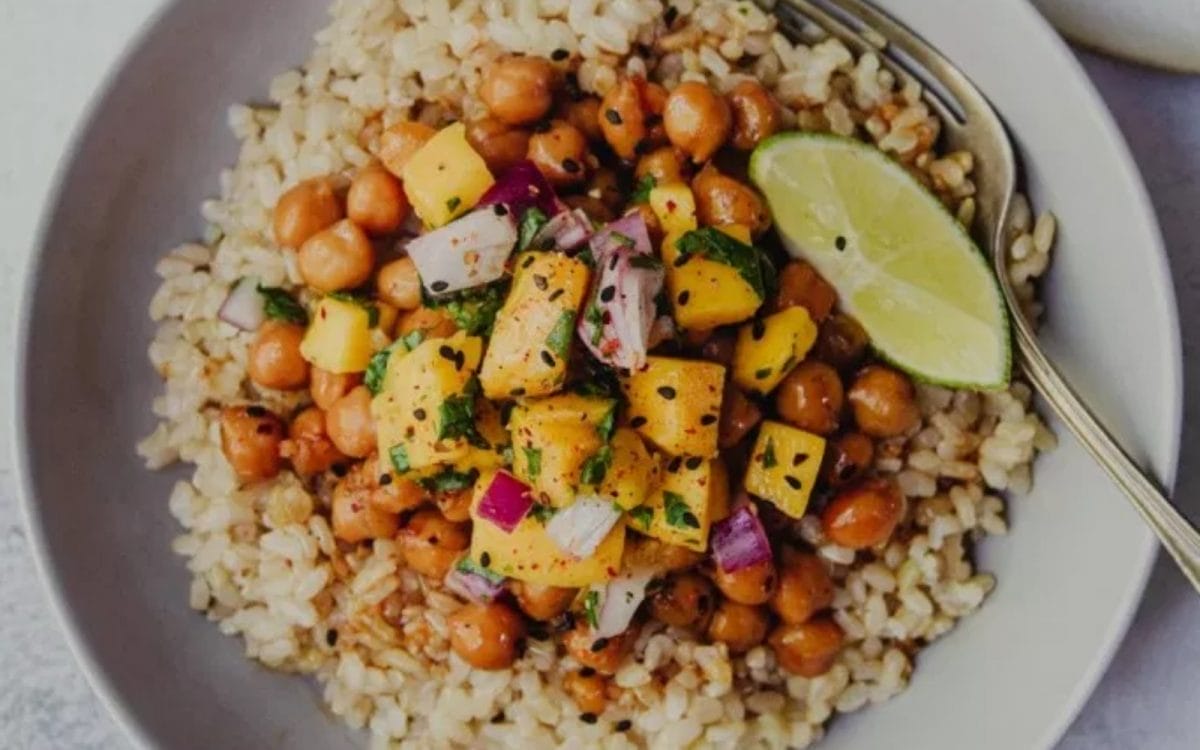 Cilantro Lime Glazed Chickpeas With Mango Salsa