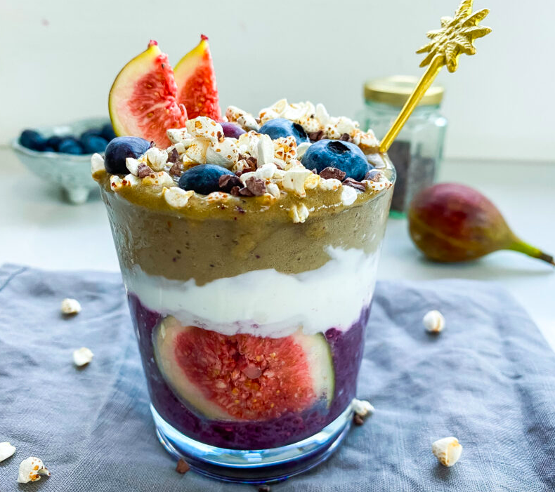 Healthy Chia Breakfast Parfait