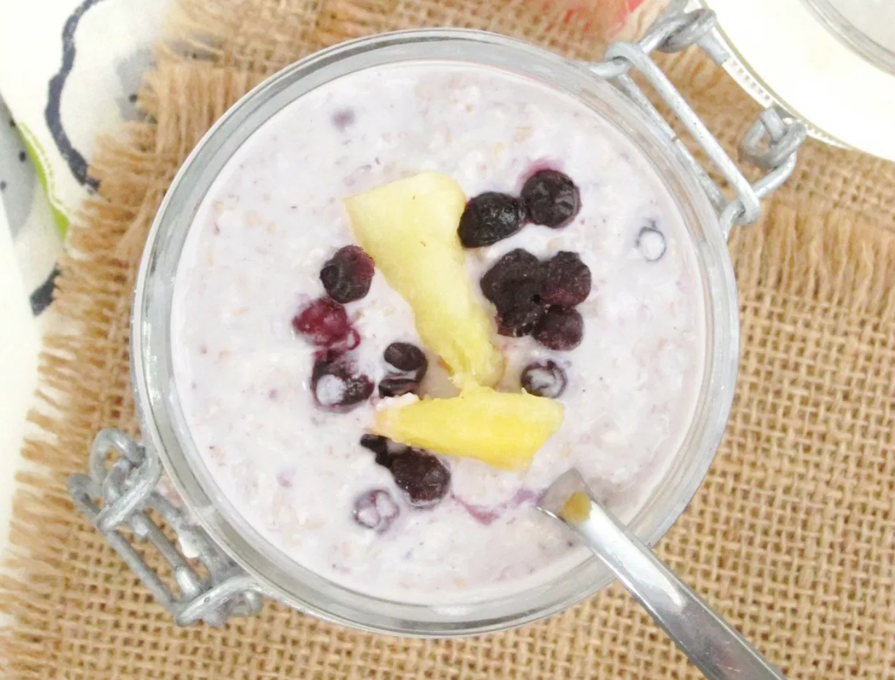 blueberry pineapple overnight oatmeal