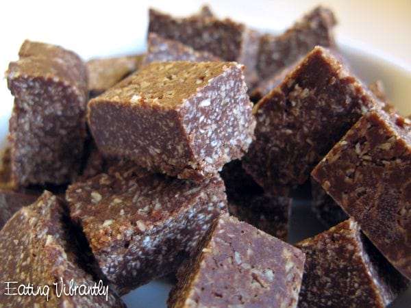 Easy Raw Chocolate Fudge
