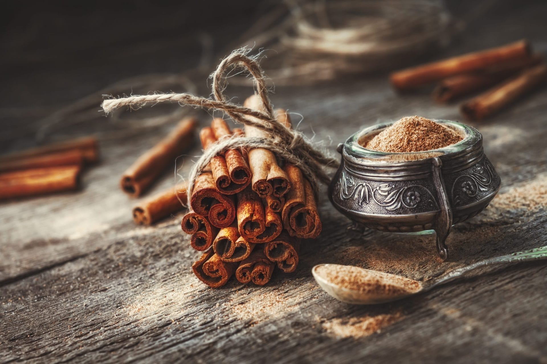 cinnamon sticks