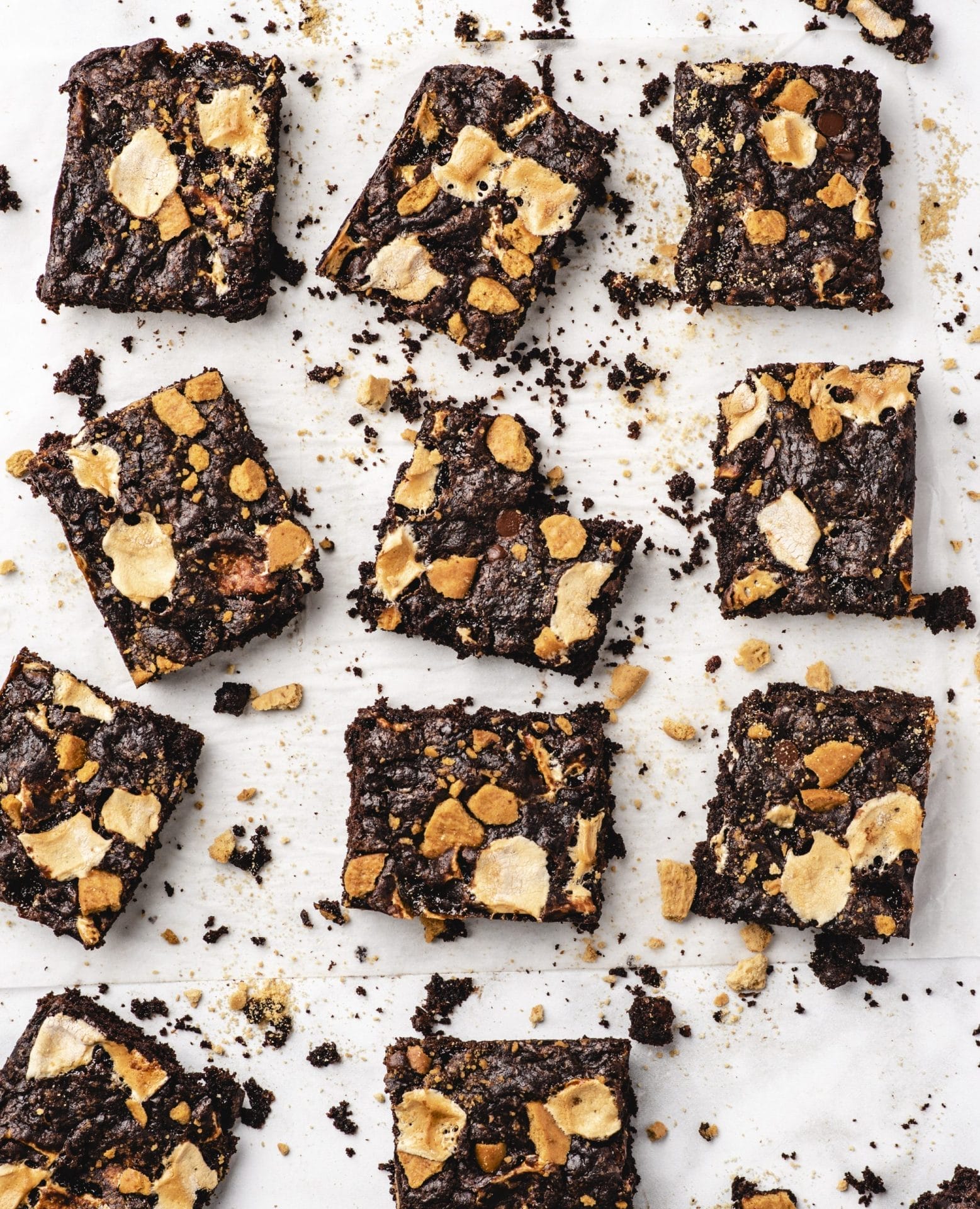 spiced hot chocolate s'mores brownies