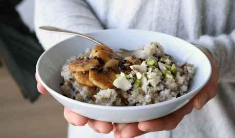 Pseudo Grain Porridge with Caramelized Banana