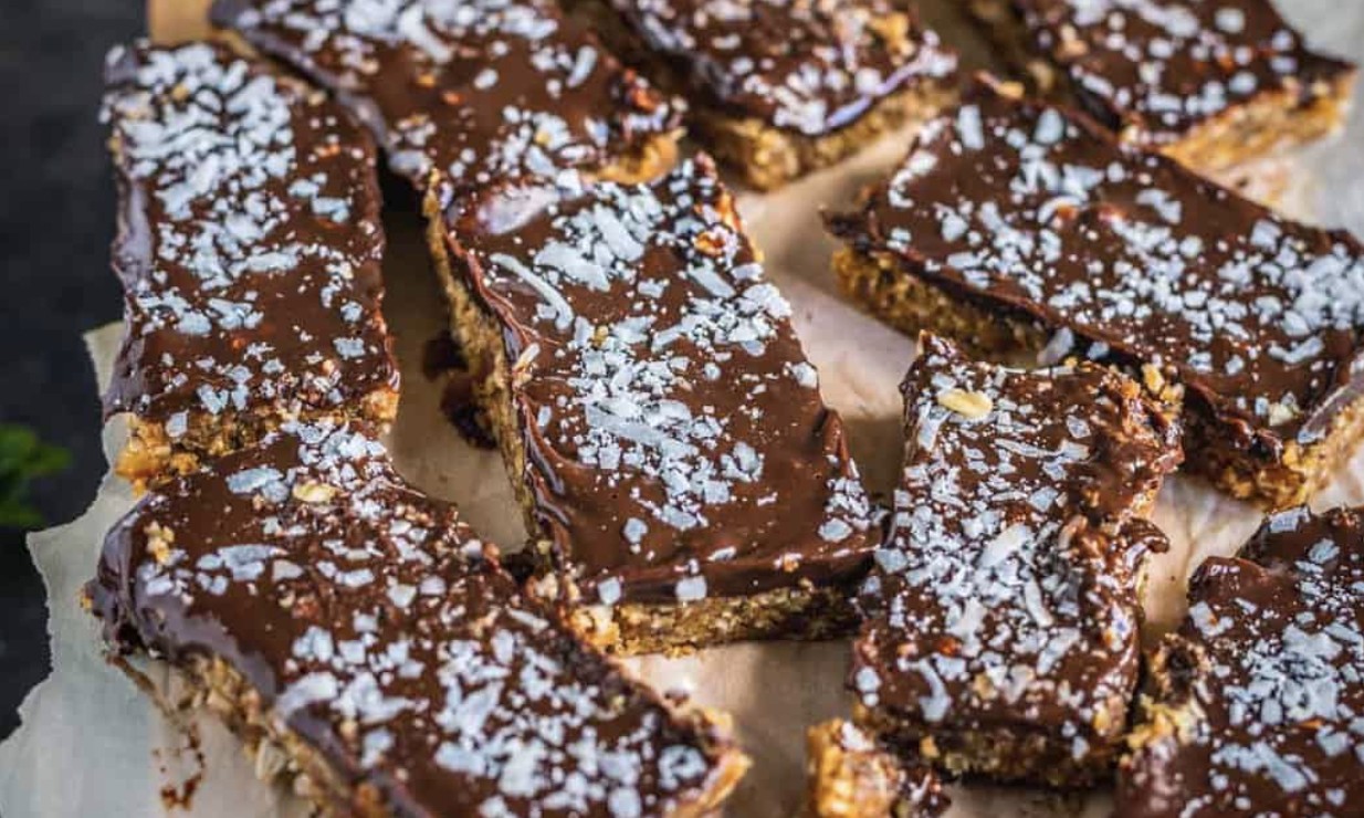 Peanut Butter Chocolate Bars with Oats