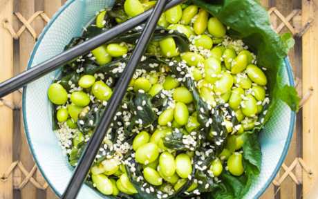 Edamame Seaweed Salad