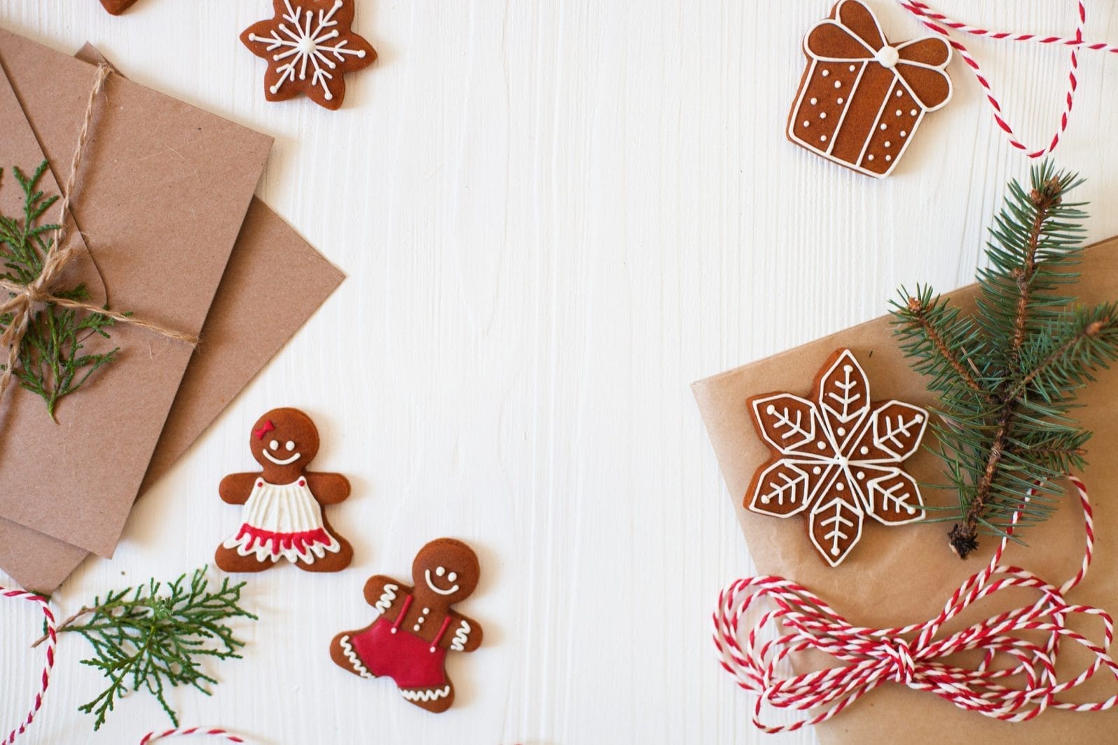 sustainable christmas wrapping decorations